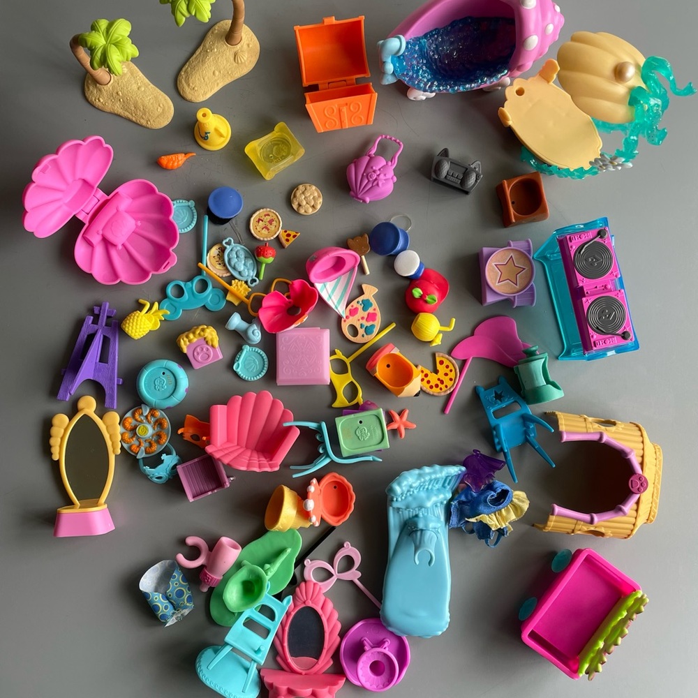 GUC Hatchimals Accessories Lot
